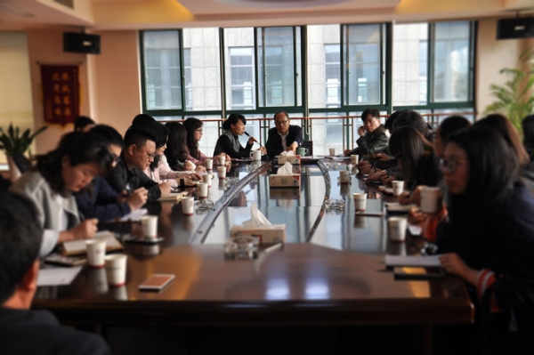 FH(中国)集团召开2017年度年轻人才培养专题座谈会