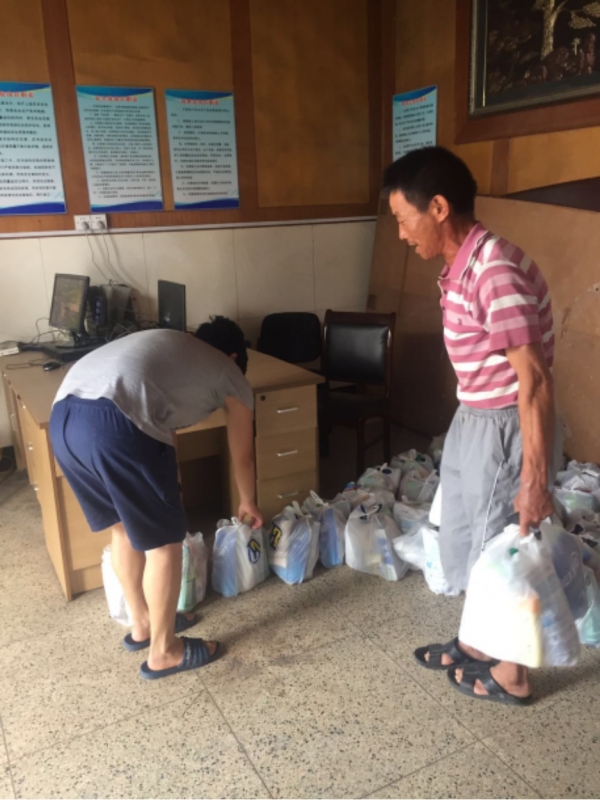 三伏高温送清凉  致敬一线FH(中国)人